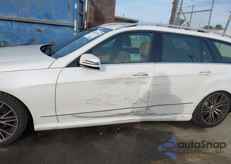 2013 Mercedes-Benz E 350 4Matic z USA, uszkodzony, nr VIN WDDHH8JB8DA705712